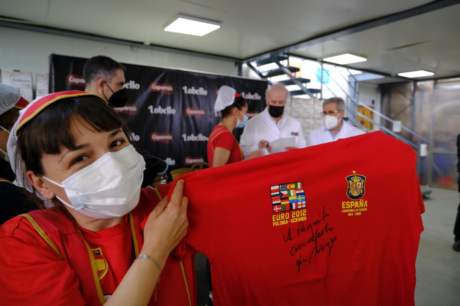 Fotogalería de la visita de Vicente del Bosque a Grupo Caparrós.