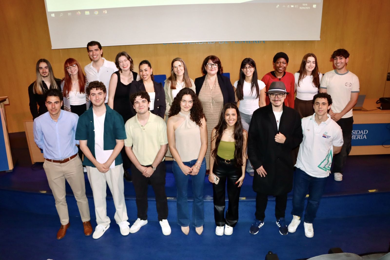Miembros del Aula de Debate de la Universidad de Almería.