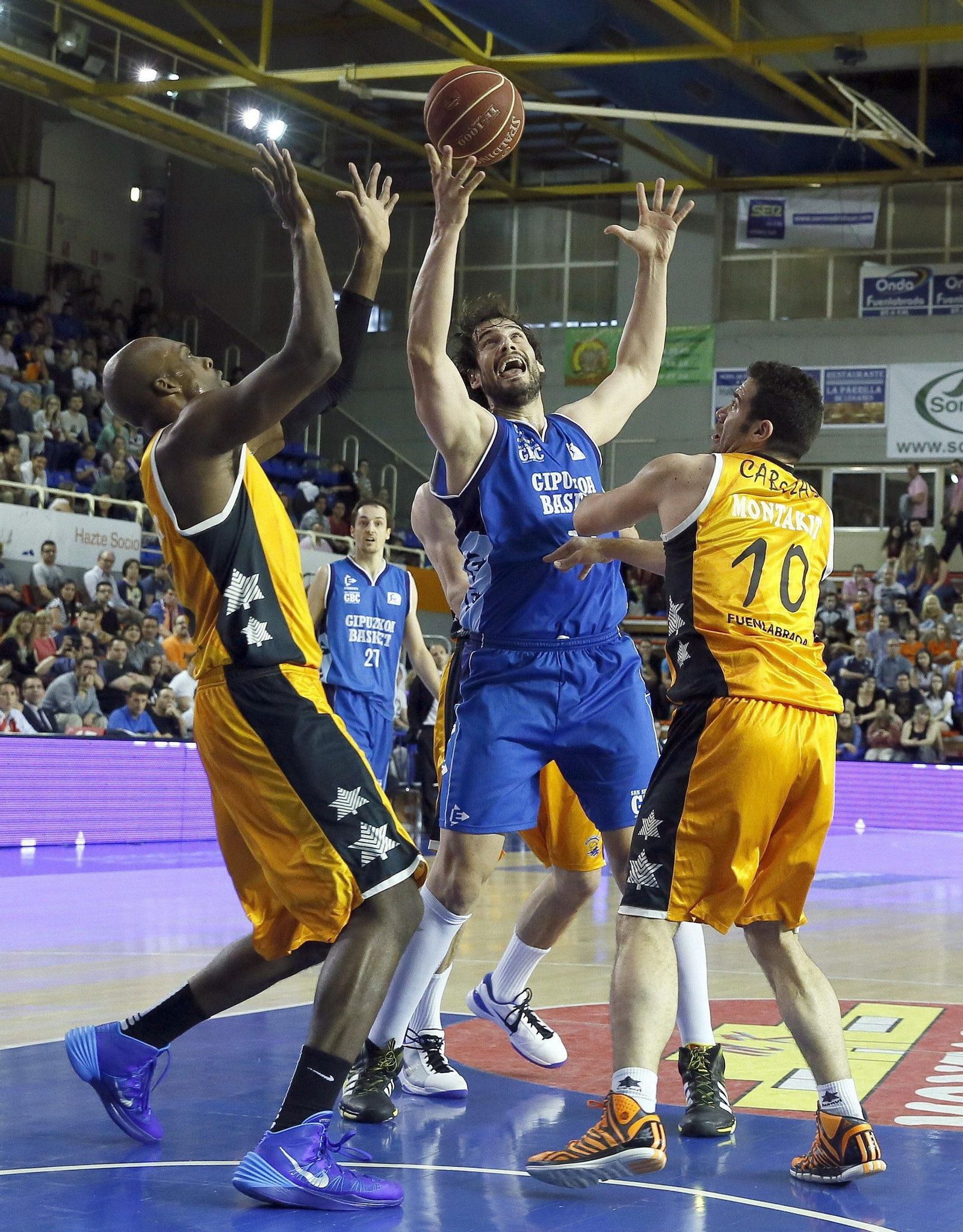 La carrera de Carlos Cabezas, en fotos