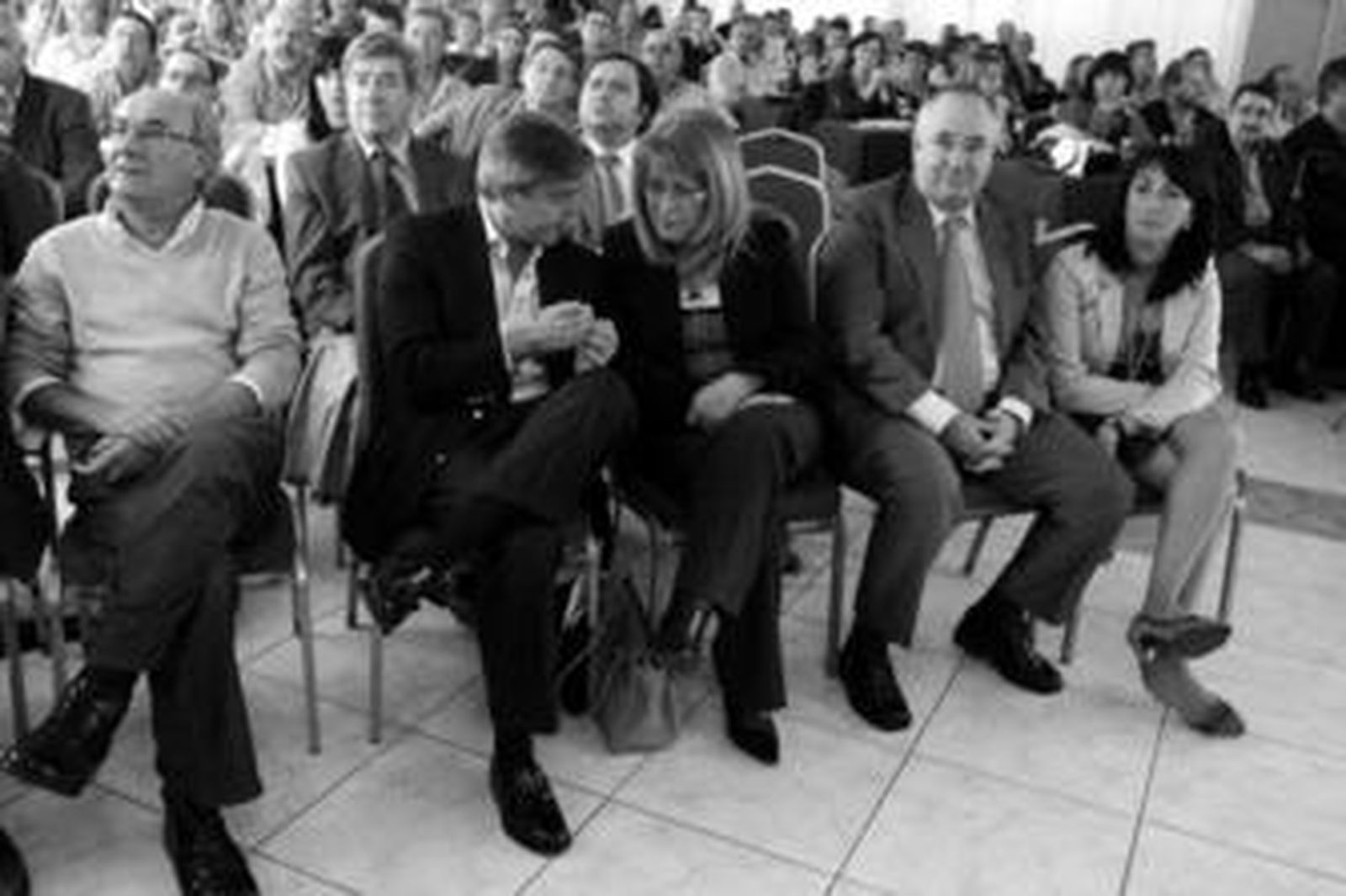 De izquierda a derecha, Juan Carlos Juárez, Yolanda Peinado, José Andrés Hoyo e Inmaculada Ortega, ayer, en el Congreso de CCOO.