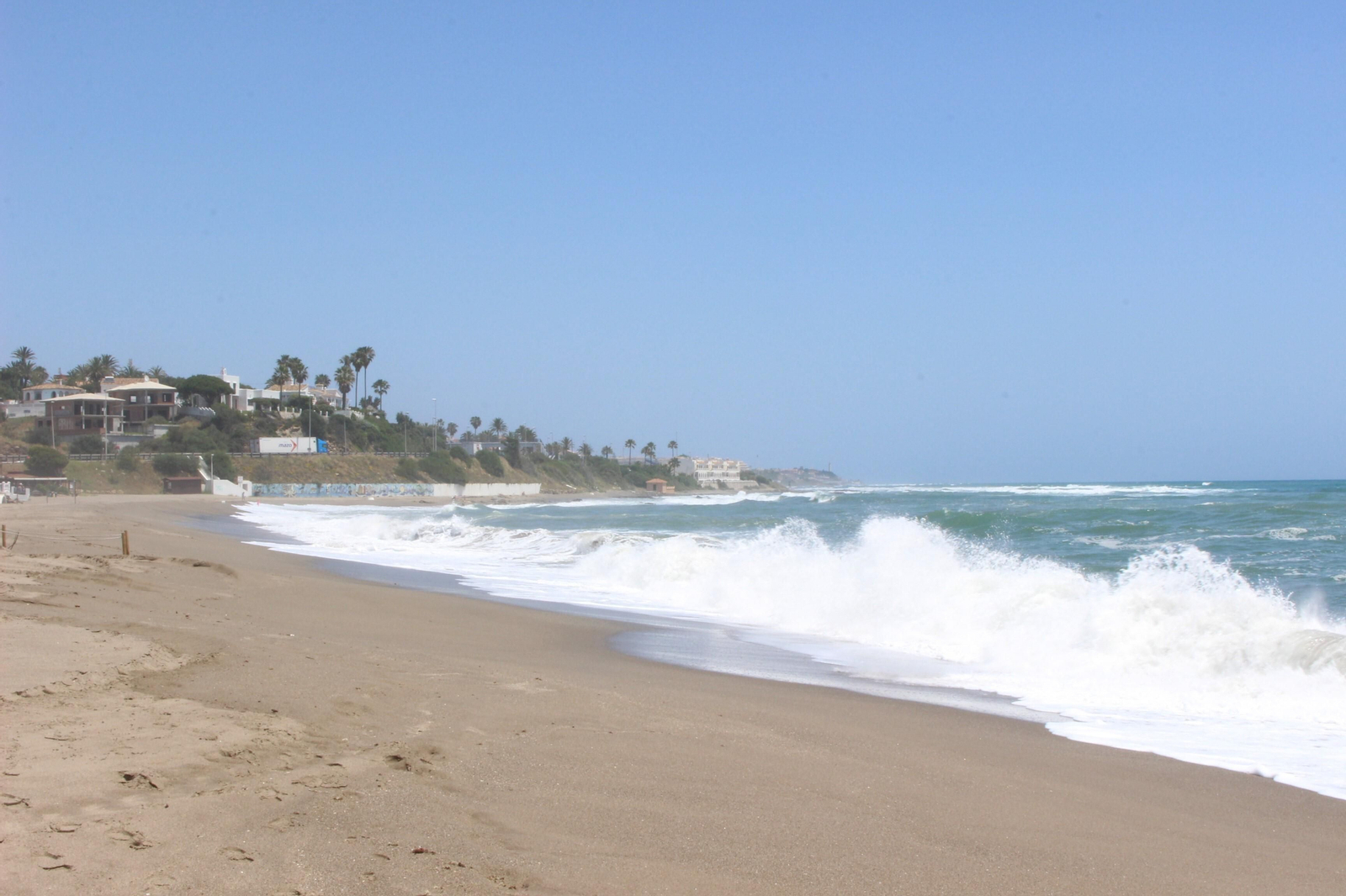 La playa de La Cala de Mijas en el camino hacia la fase 2 de la desescalada