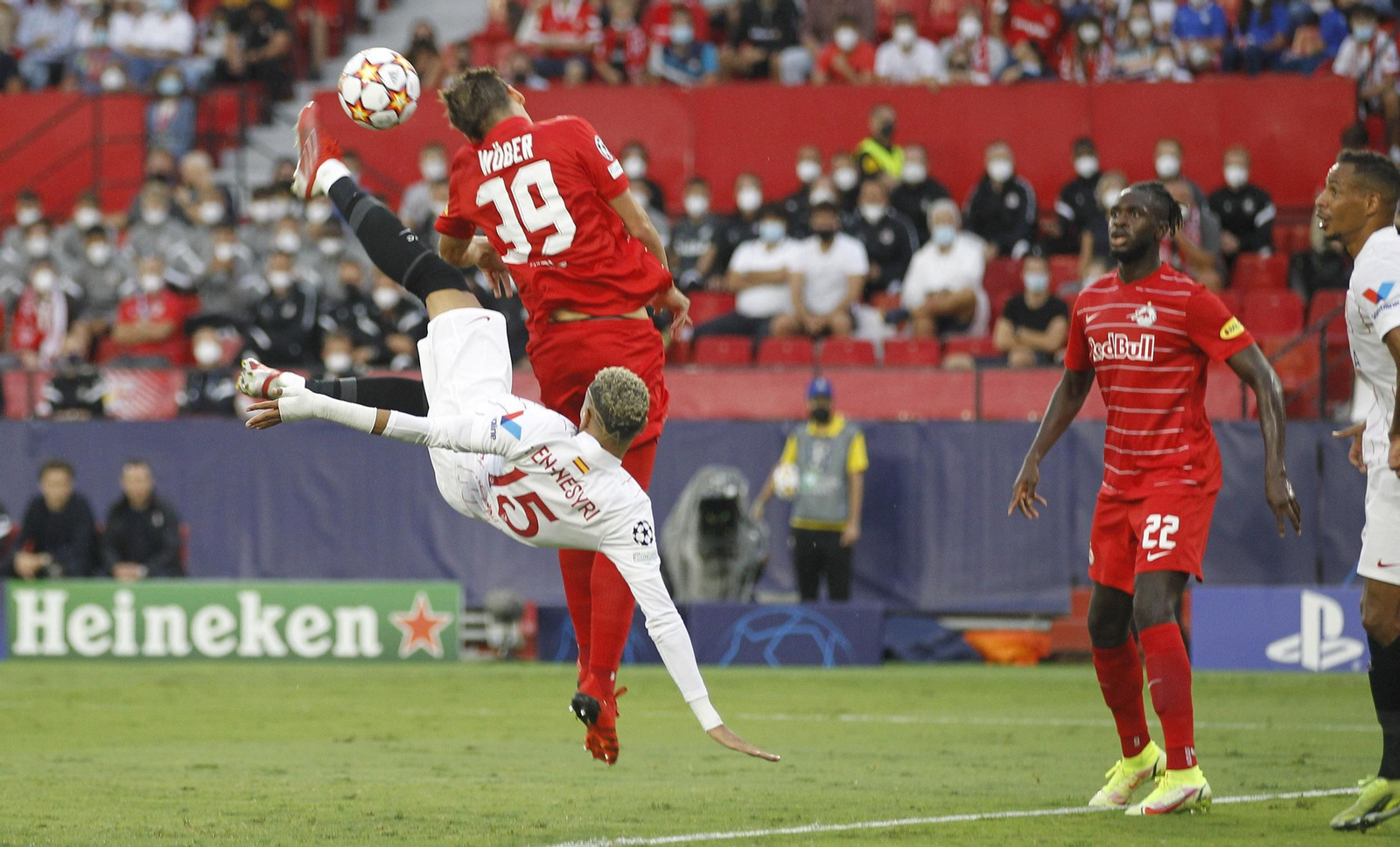 Las imágenes del Sevilla fc Salzburgo