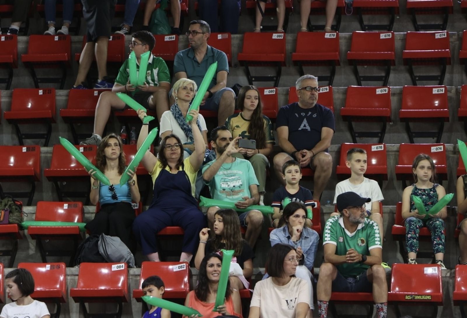 Búscate en el o Betis Granada de baloncesto