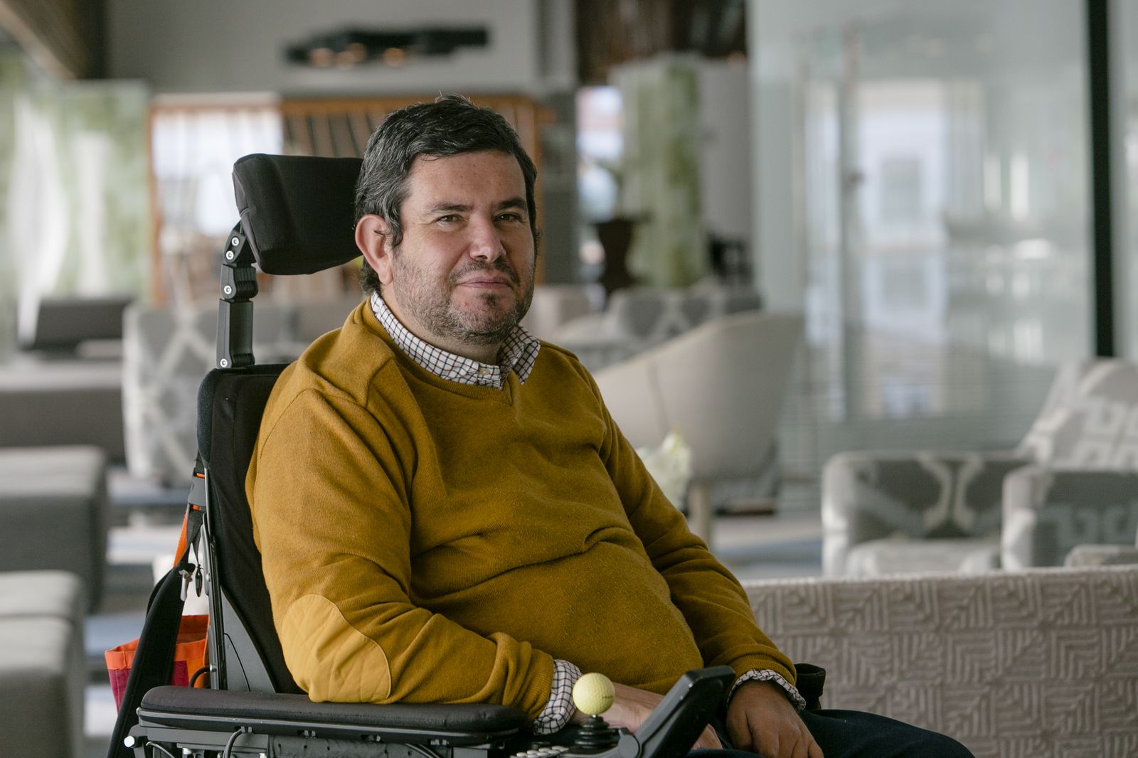 Javier Llorden durante la entrevista realizada en el Parador Atlántico.