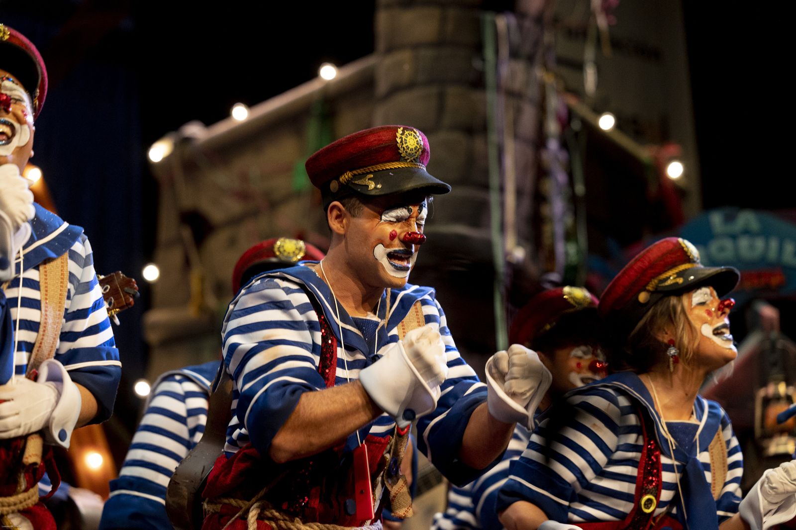 Comparsa 'Y seguimos cantando'