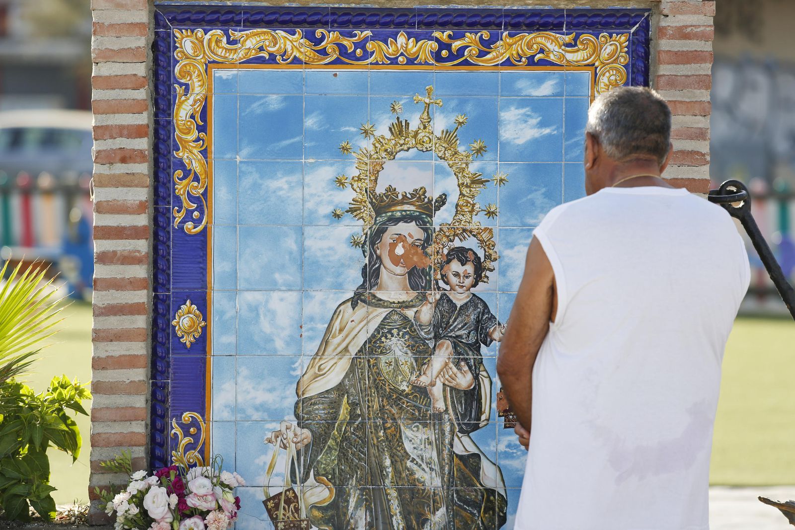 Mosaico con la imagen de la virgen que ha resultado dañado dos veces en tres meses.