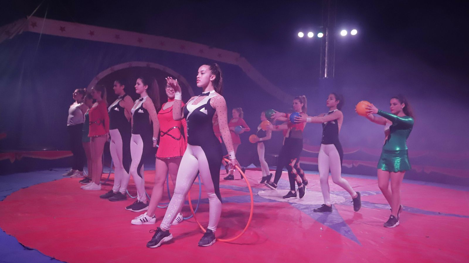 Imágenes de la gala solidaria para el circo Berlín.