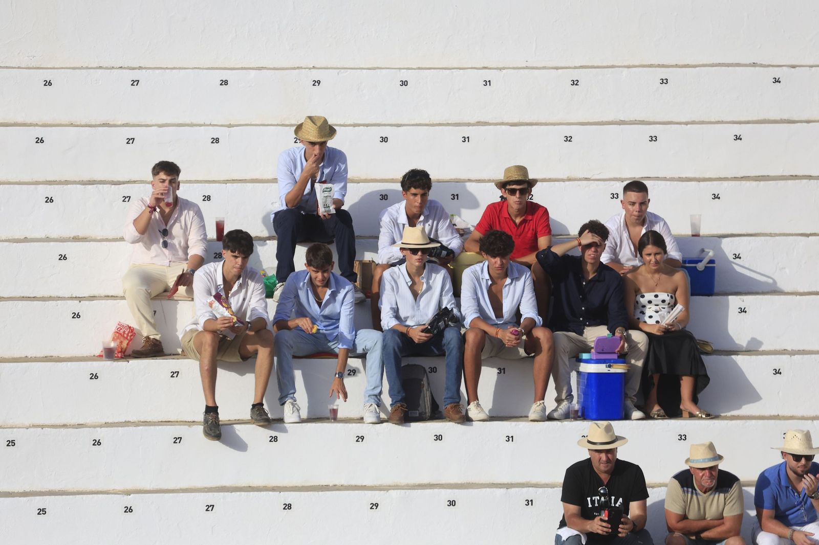 Fotos de la corrida de toros de la Feria de San Roque con David Galván, Román y Joaquín Galdós