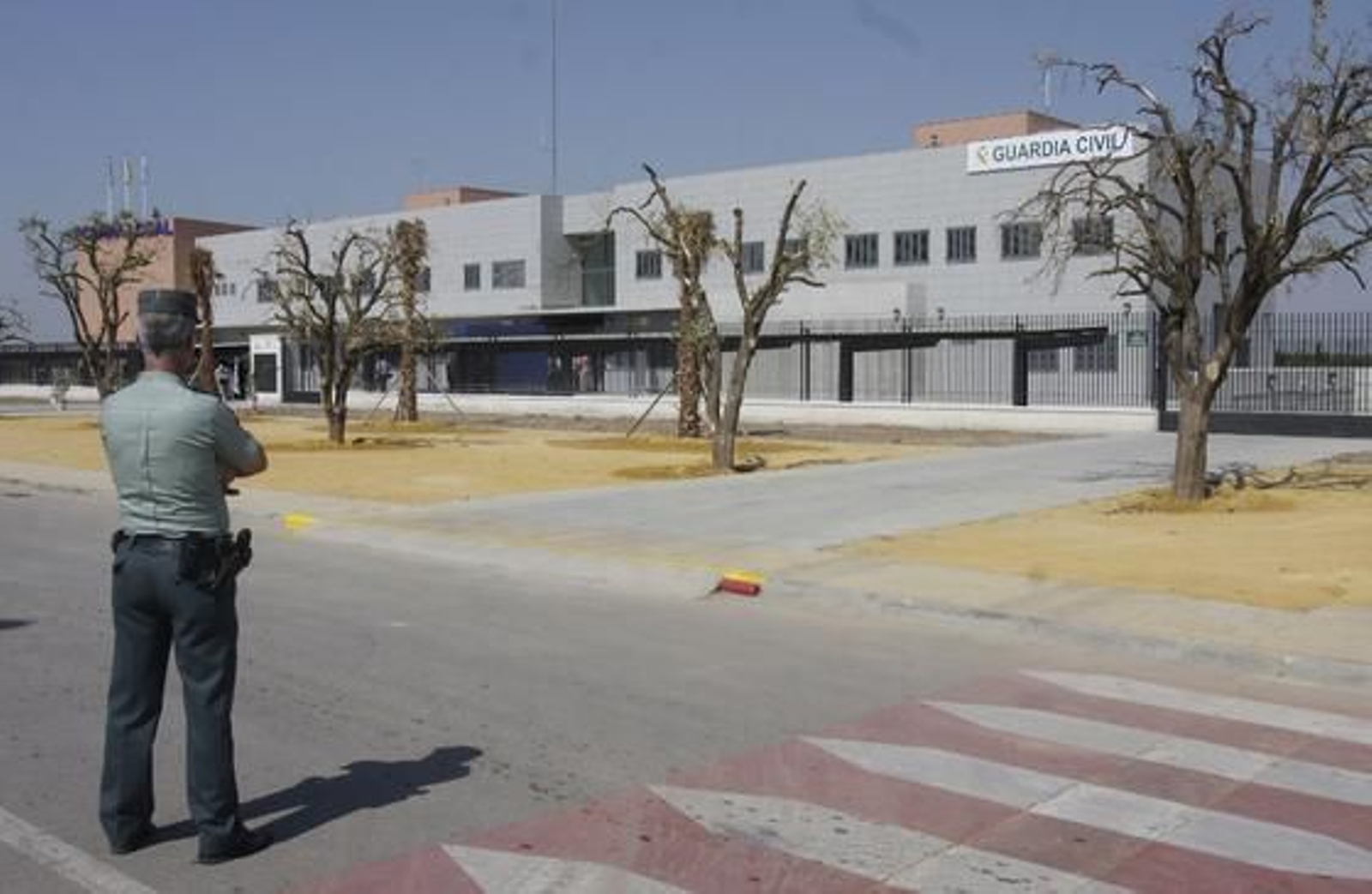 Vista general del nuevo cuartel de La Rinconada que aúna Guardia Civil y Policía.  Foto: José Ángel García