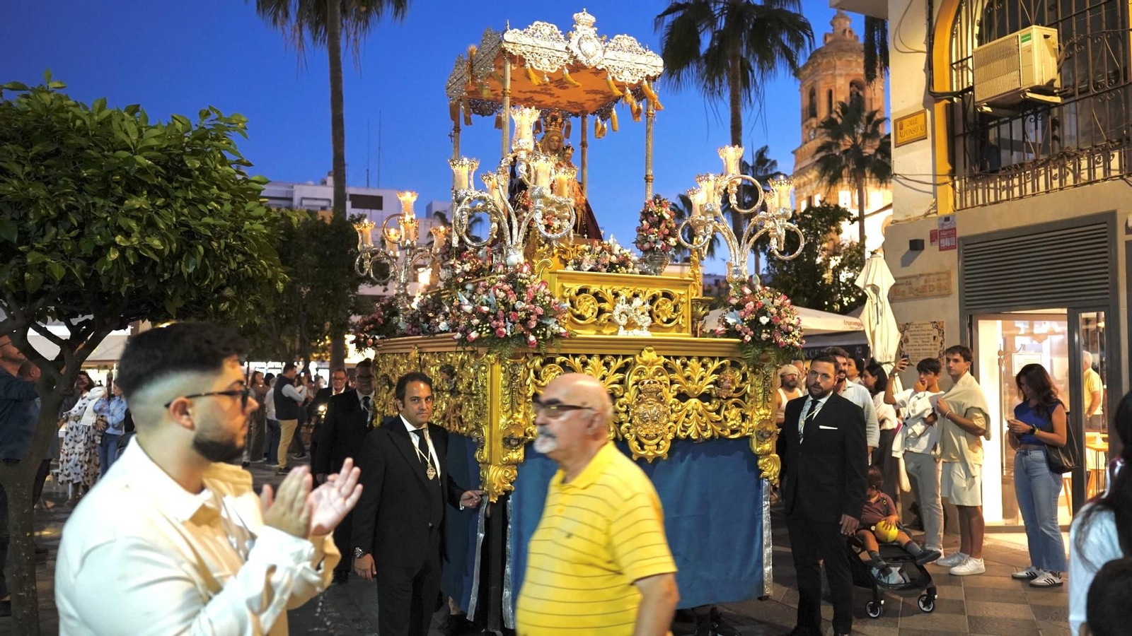 Fotografias de la procesión de la Virgen de Europa por las calles de Algeciras