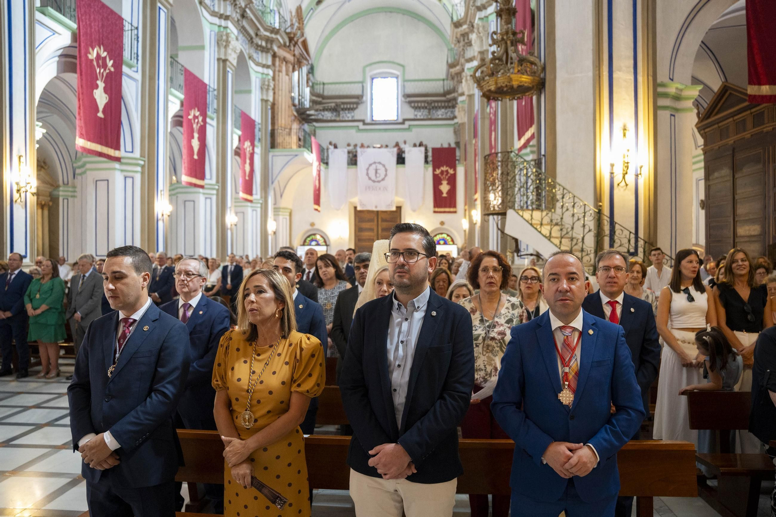Eucaristía y procesión de Exaltación de la Cruz en la localidad de Vélez-Rubio