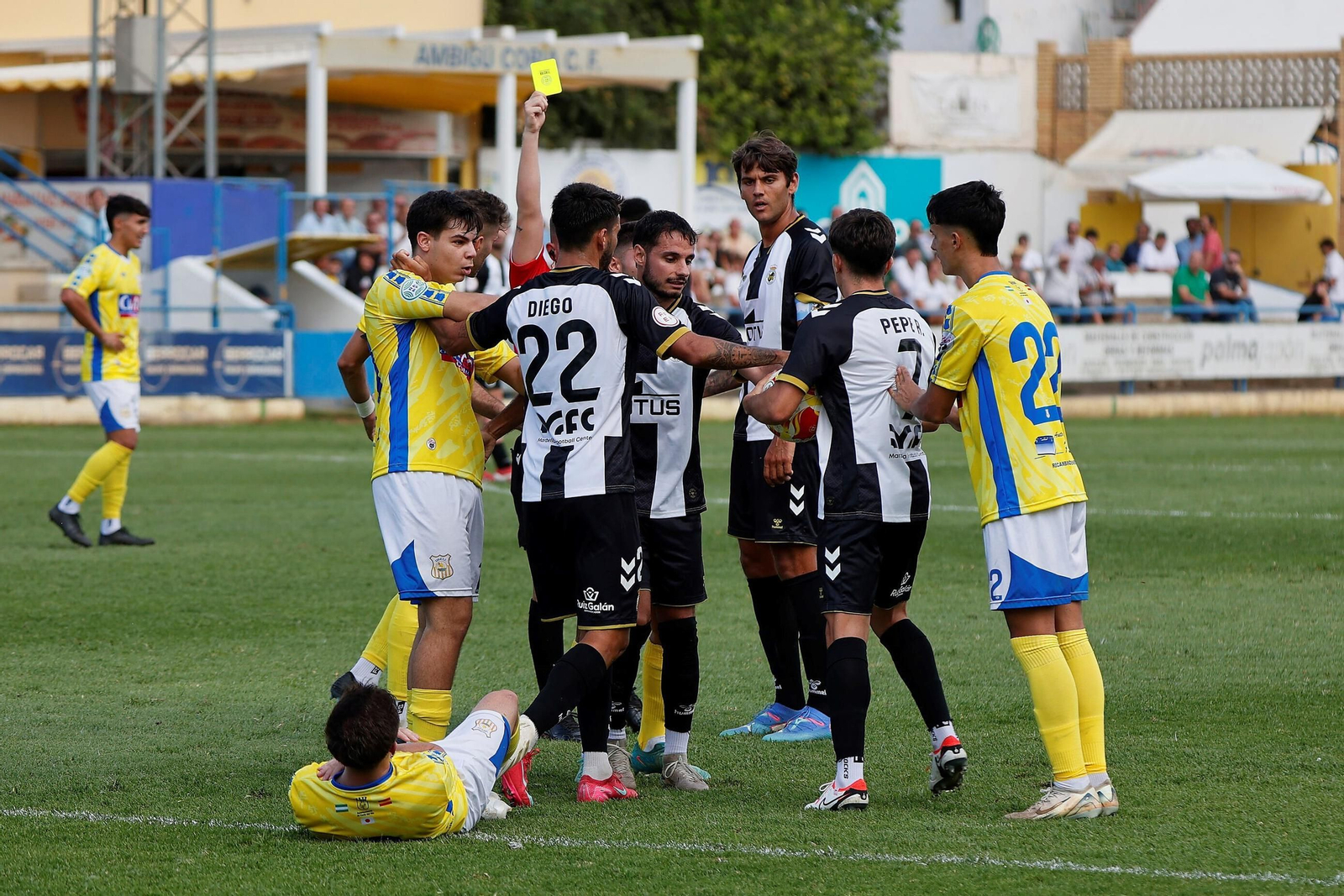 Las fotos de la victoria de la Balona en Coria