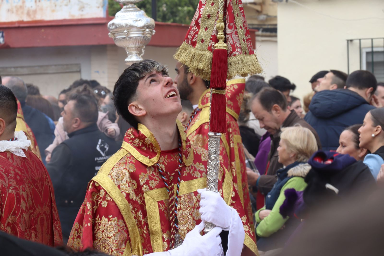 Las mejores imágenes del Martes Santo en Huelva: La Hermandad de La Sentencia