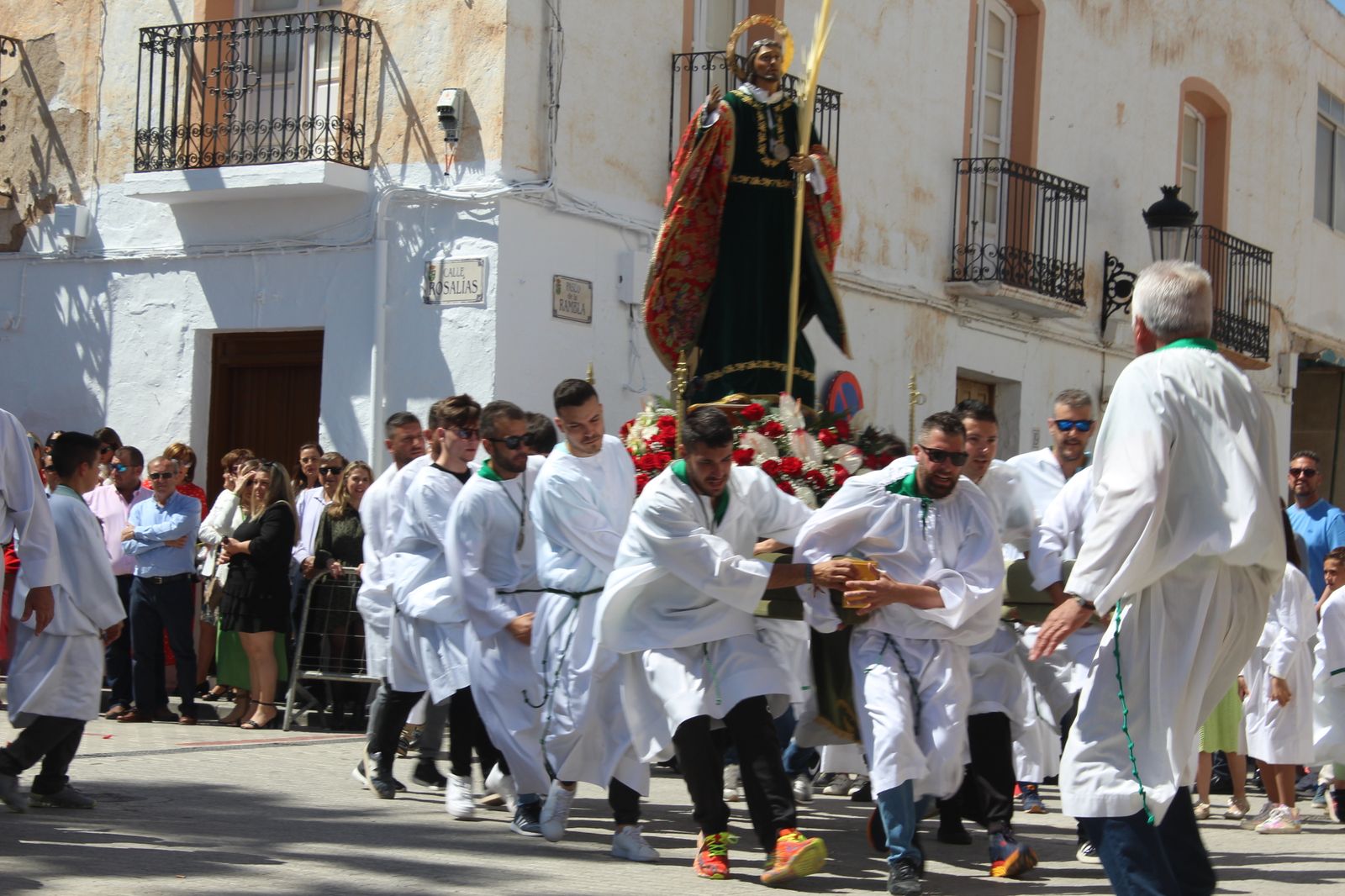 Las imágenes del Domingo de Resurrección en Turre