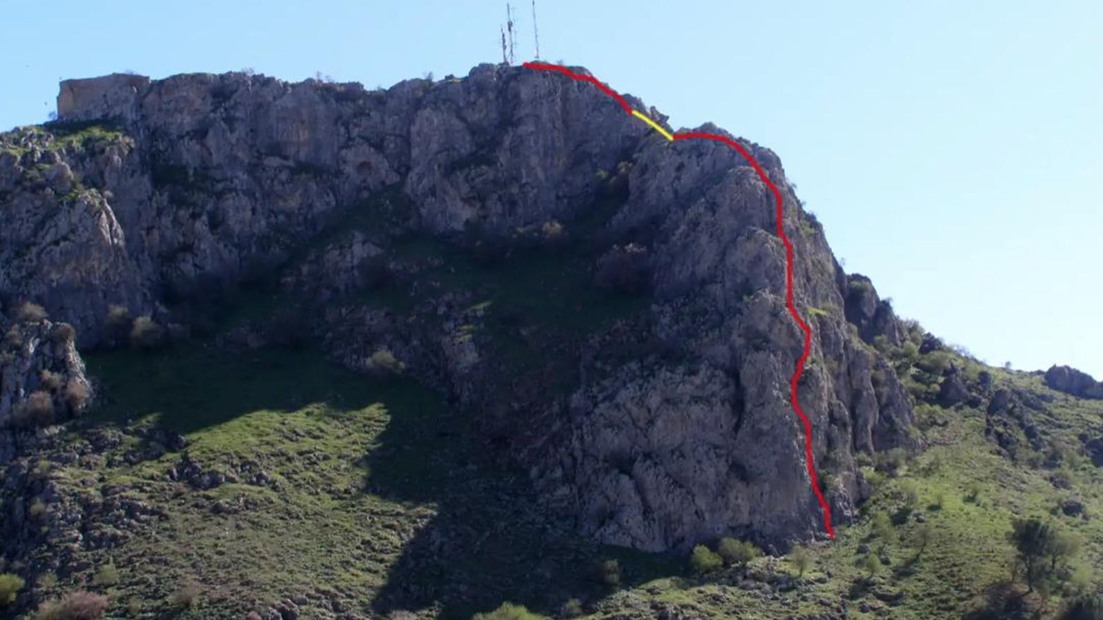 Así es el a vía ferrata del Cerro Virgen de Gracia, en Archidona.