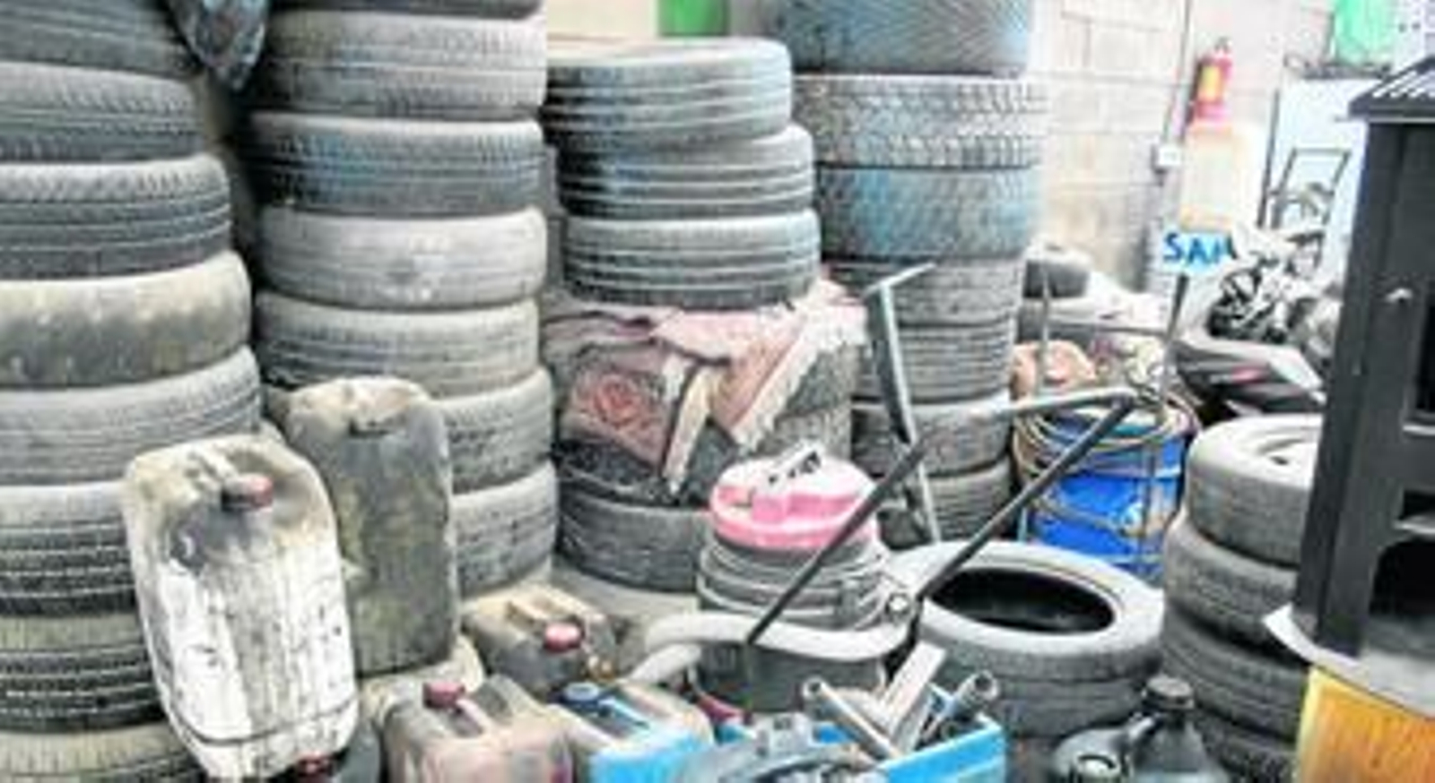 La crisis dispara los talleres ilegales en Sevilla