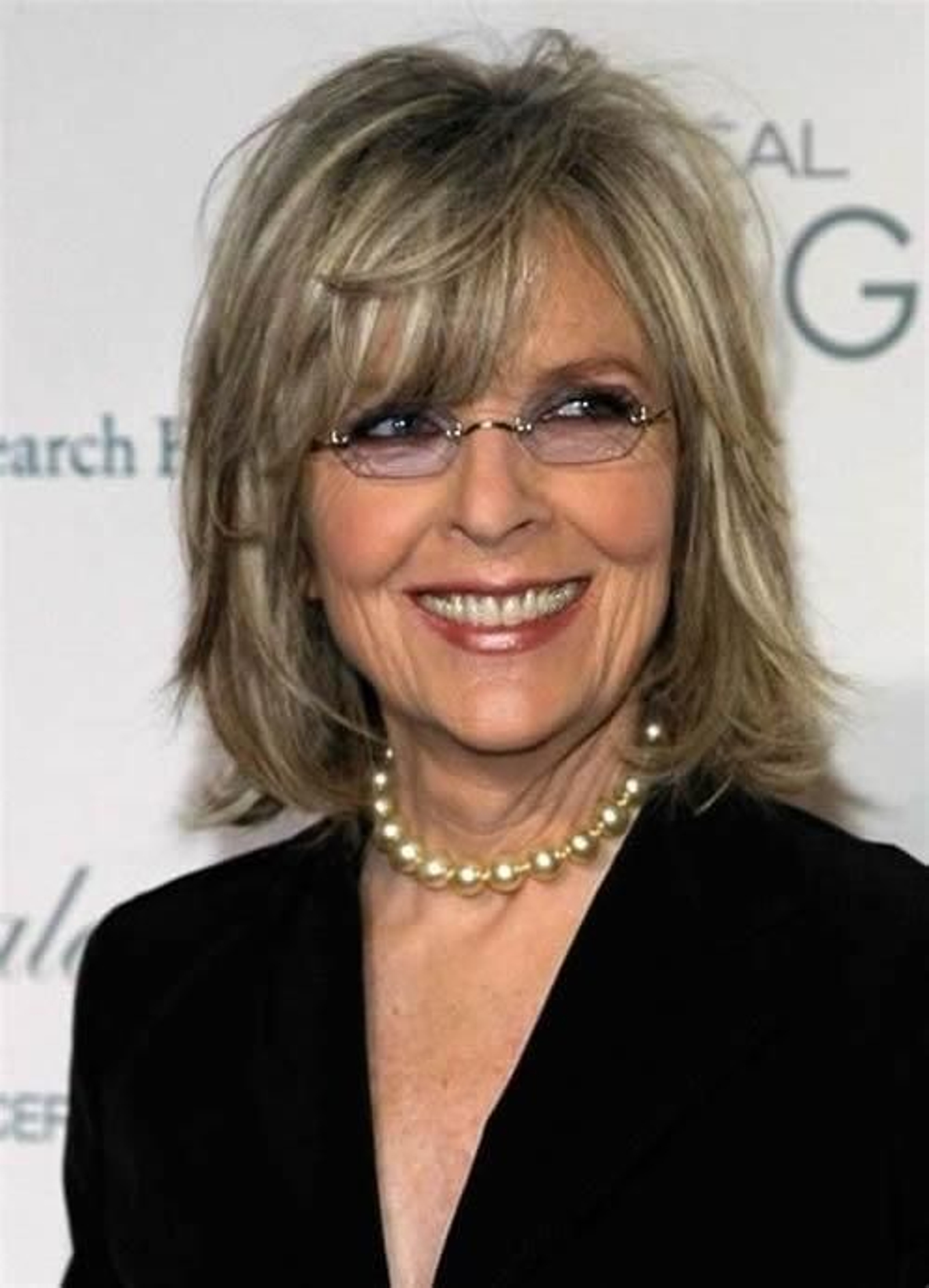 Corte de pelo mini y a capas.