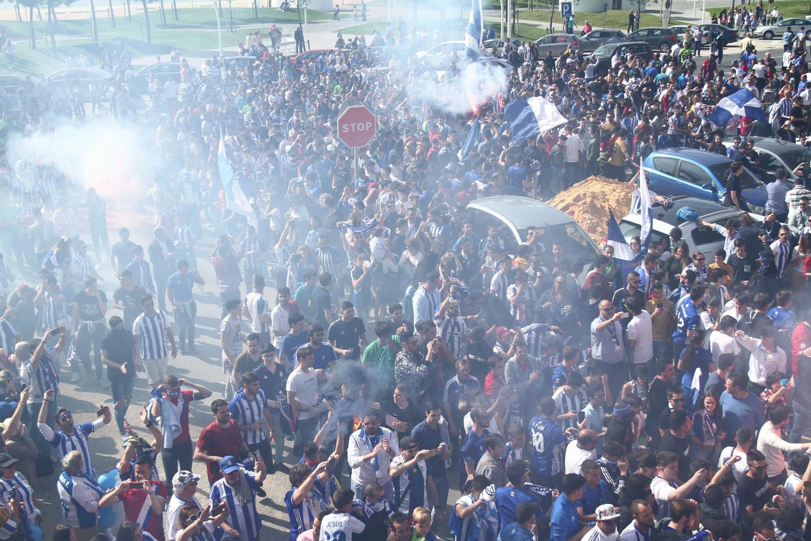 Ambientazo en las gradas del Recreativo de Huelva y el San Fernando