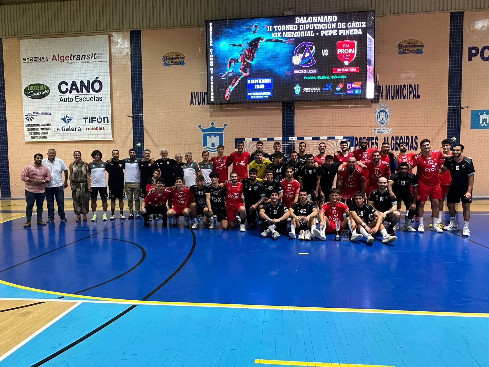 Las fotos del XIX Memorial Pepe Pineda de balonmano