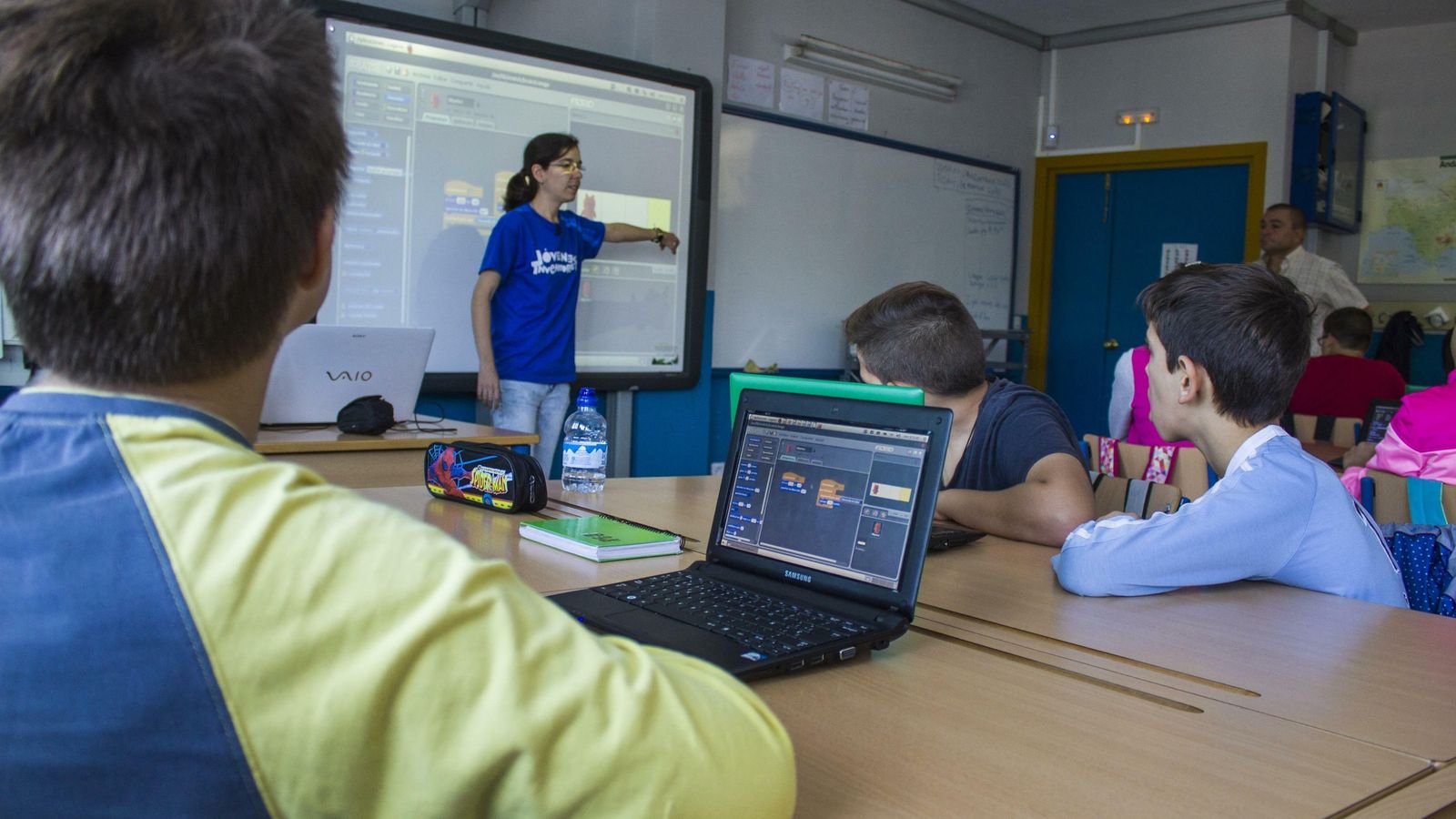 Clase en el CEIP Adriano del Valle.