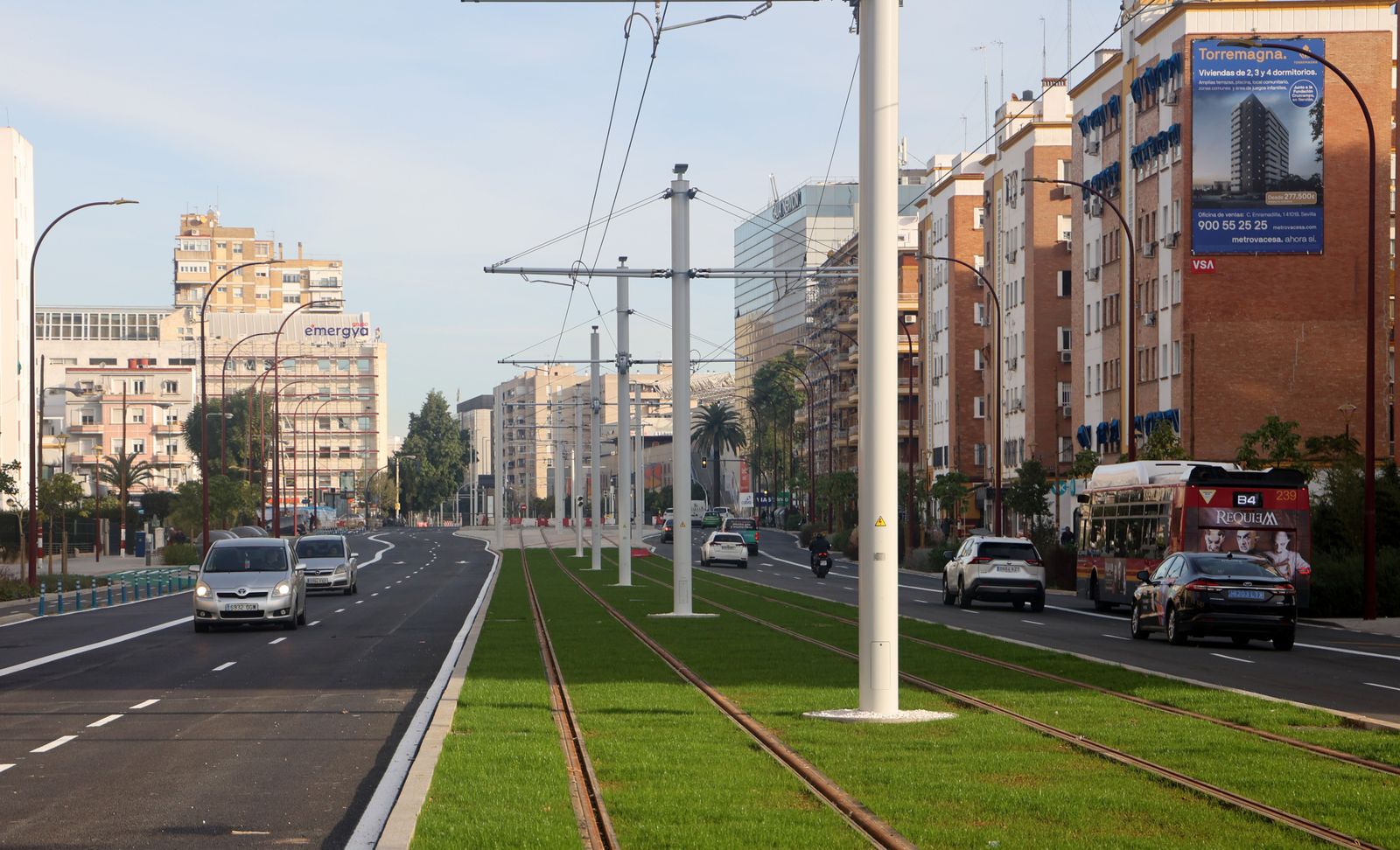 Apertura al tráfico de la Avda San Francisco Javier