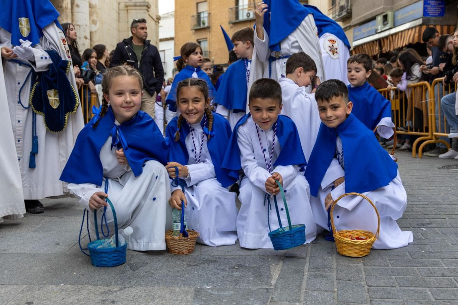 Los jiennenses arropan a las tres cofradías de la tarde en un Domingo de Ramos más caluroso de lo esperado (I)