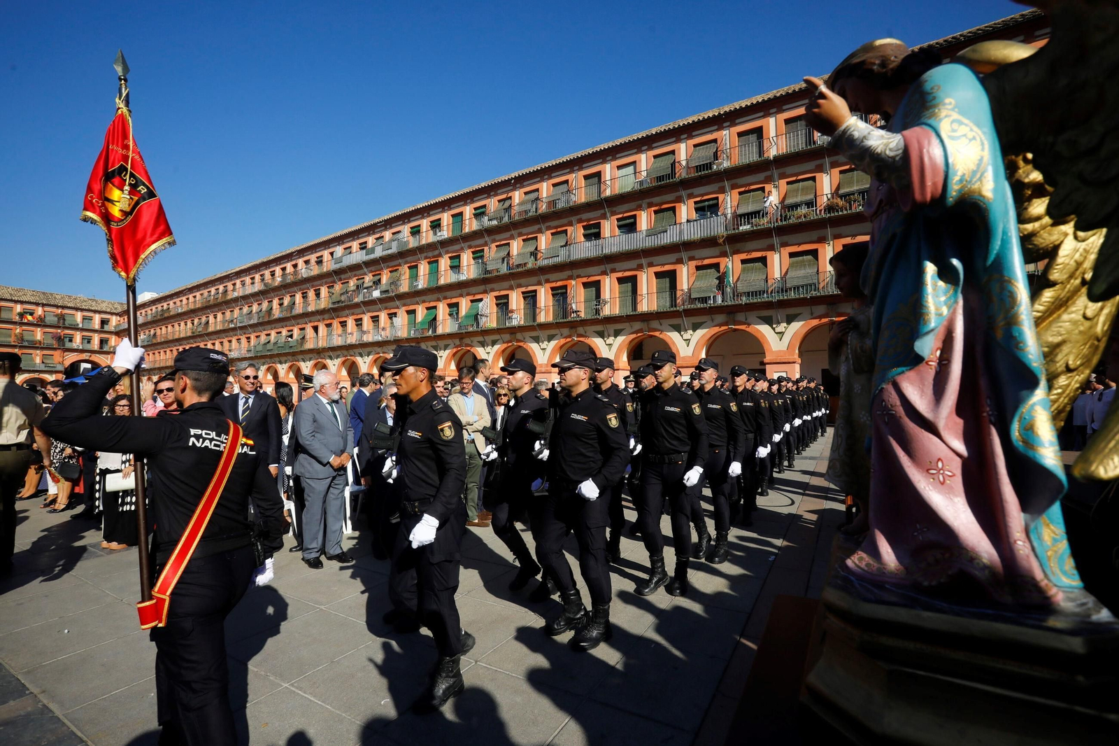 Las mejores imágenes del Día de la Policía Nacional en Córdoba