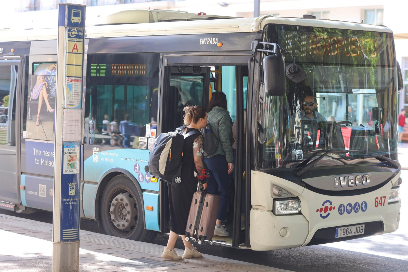 Autobús línea express al aeropuerto de Málaga.