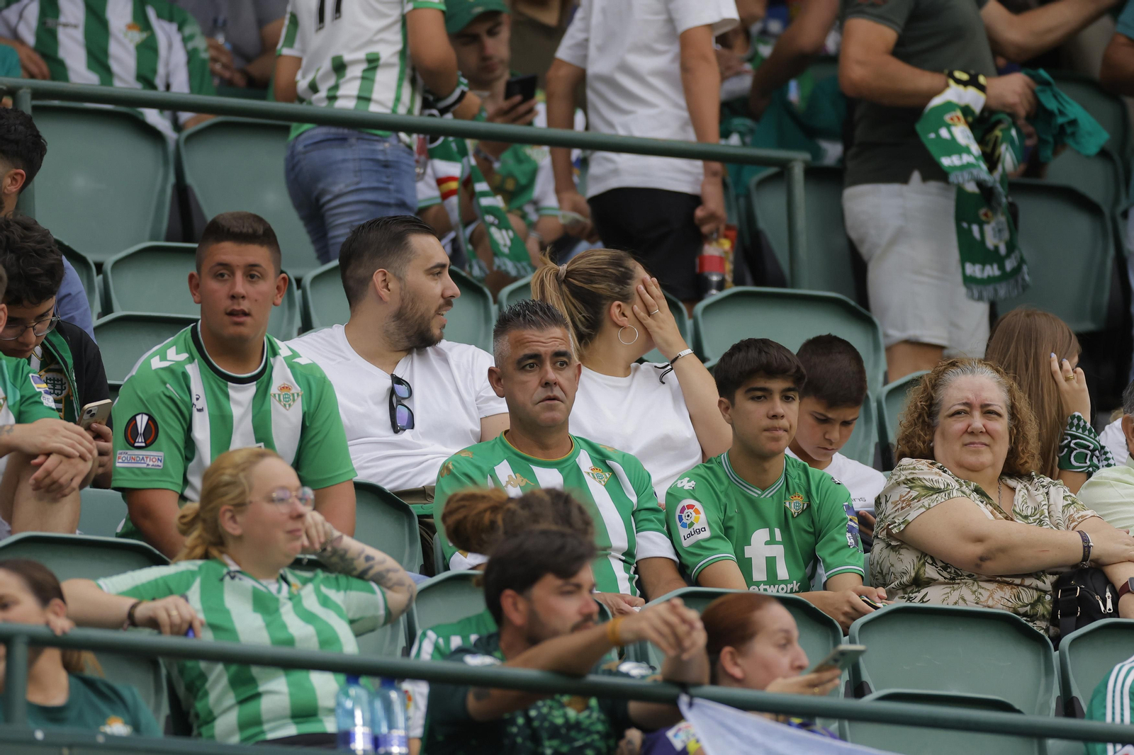 Búscate en las fotos de la despedida de Joaquín