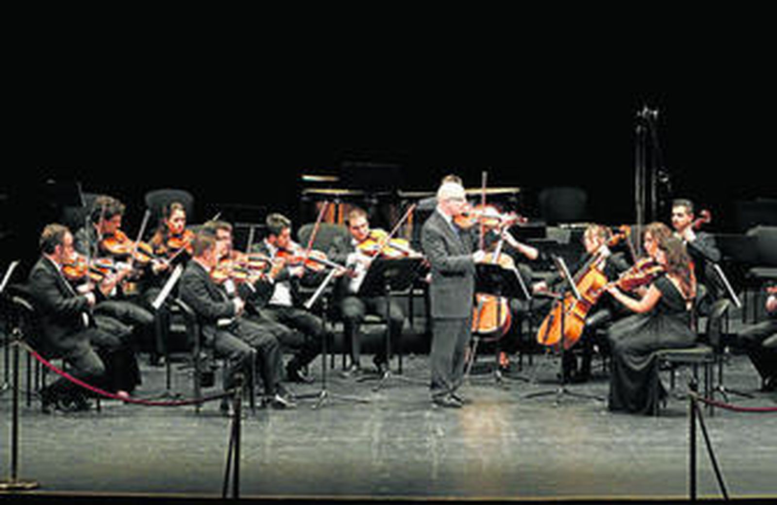 Los músicos de la OCAL ofrecieron un concierto brillante en el Auditorio Maestro Padilla.