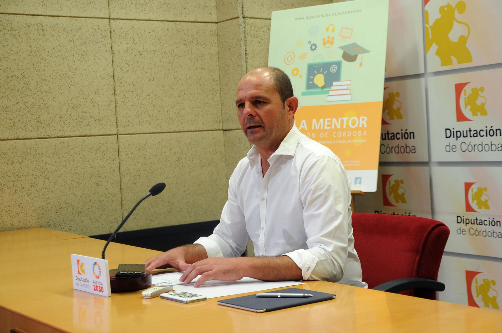 El alcalde de Montalbán, Miguel Ruz, en una comparecencia en la Diputación de Córdoba.