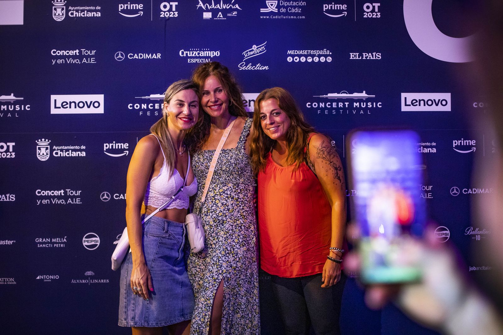 Búscate entre las imágenes del concierto de David Bisbal en Concert Music Festival de Chiclana