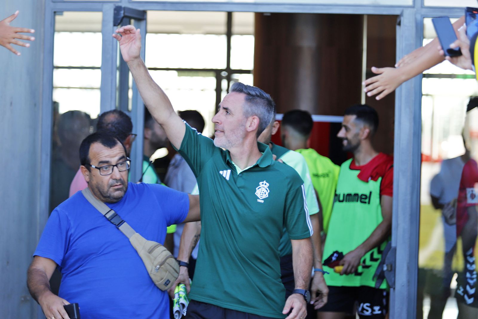 Imágenes del partido entre el Cartaya y el Recreativo de Huelva