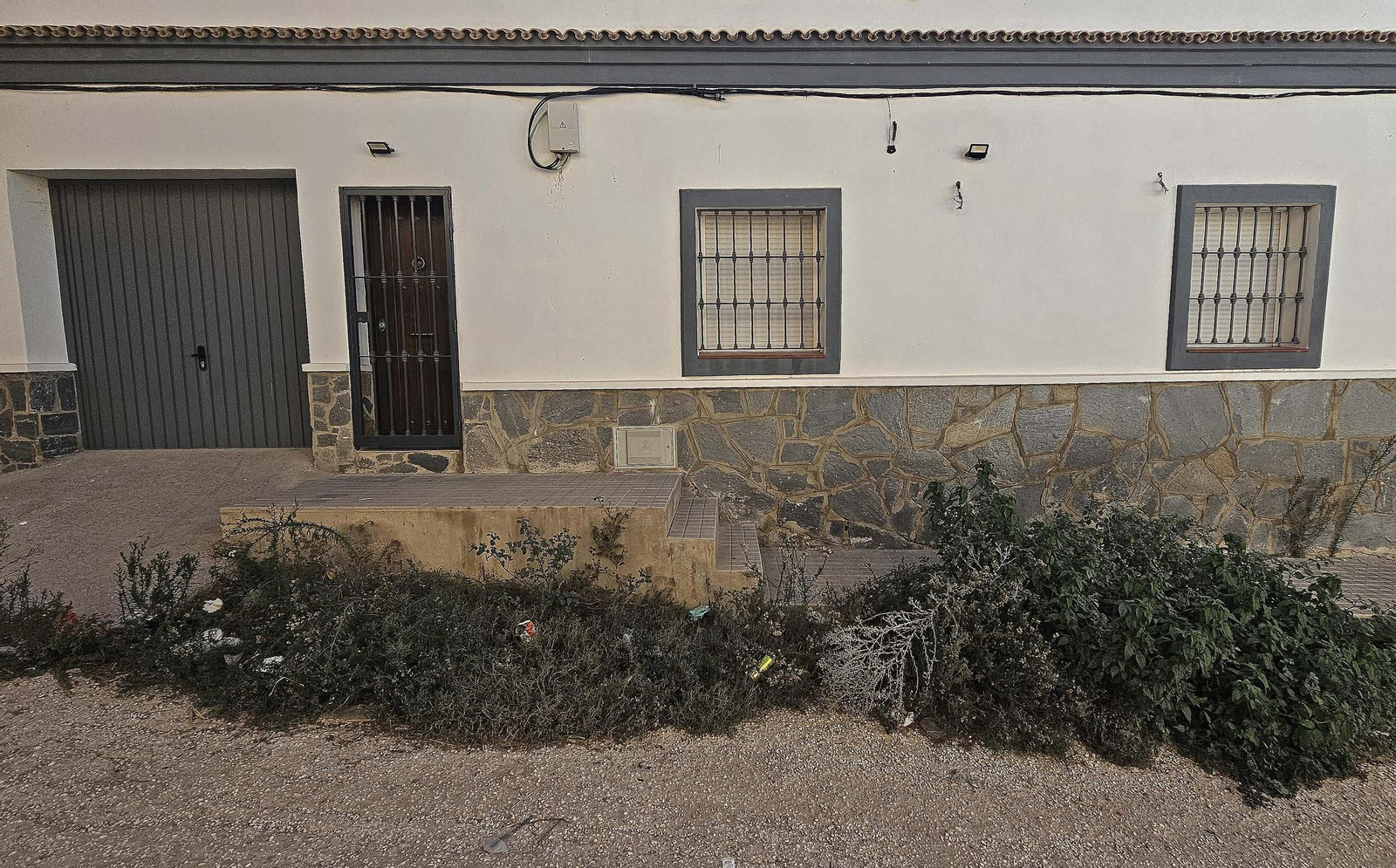 Fotos de los desperfectos de la barriada de La Capelina en Algeciras