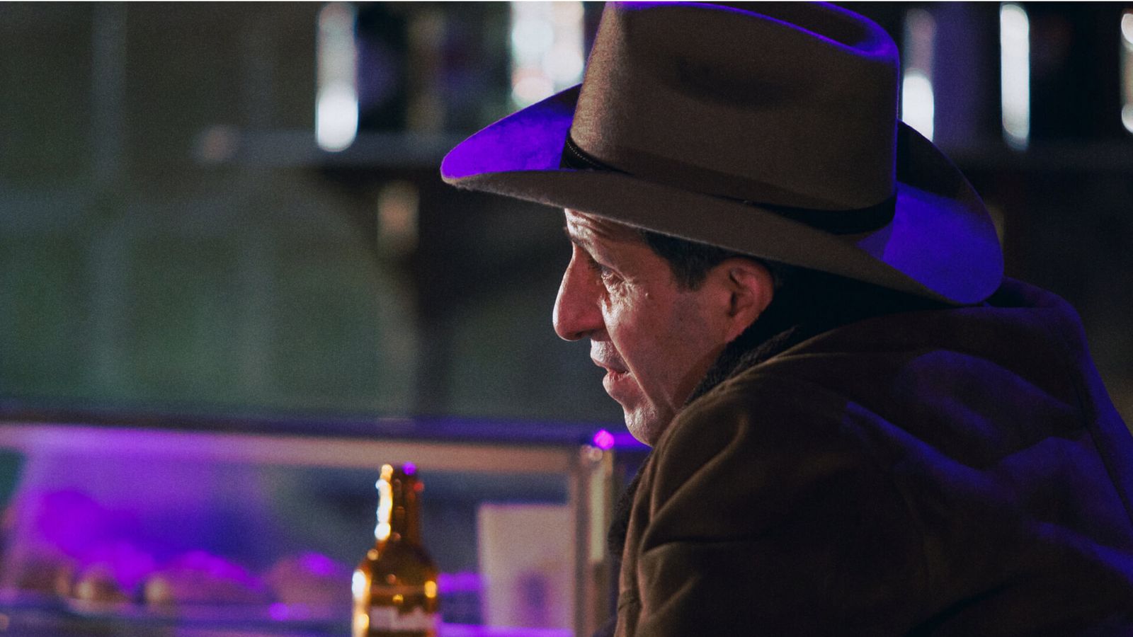 'El bar que se tragó a todos los españoles', de Alfredo Sanzol.