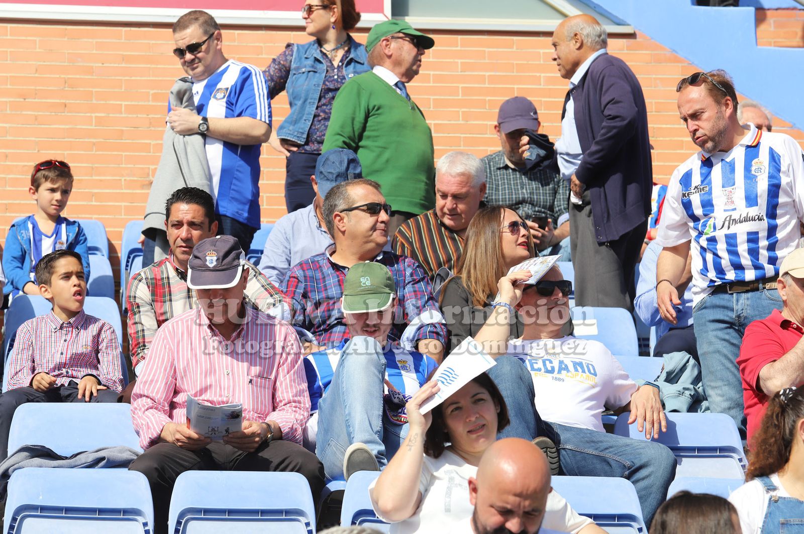 Imágenes del mejor ambiente del Recreativo de Huelva - Talavera