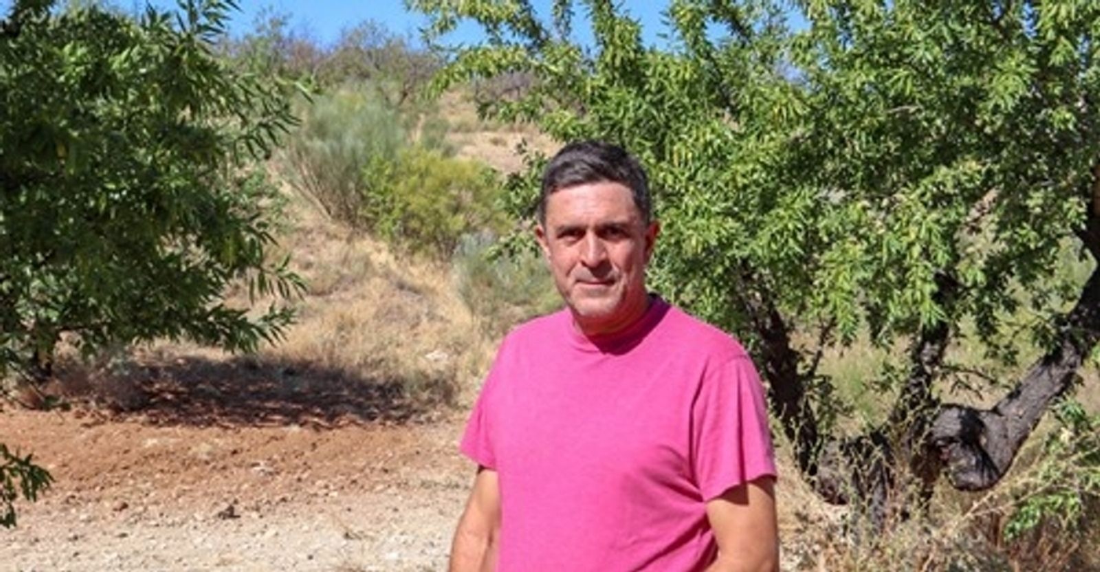 Las fincas de Juan Salvador y su padre en Chirivel cuentan con certificación ecológica desde 2003.