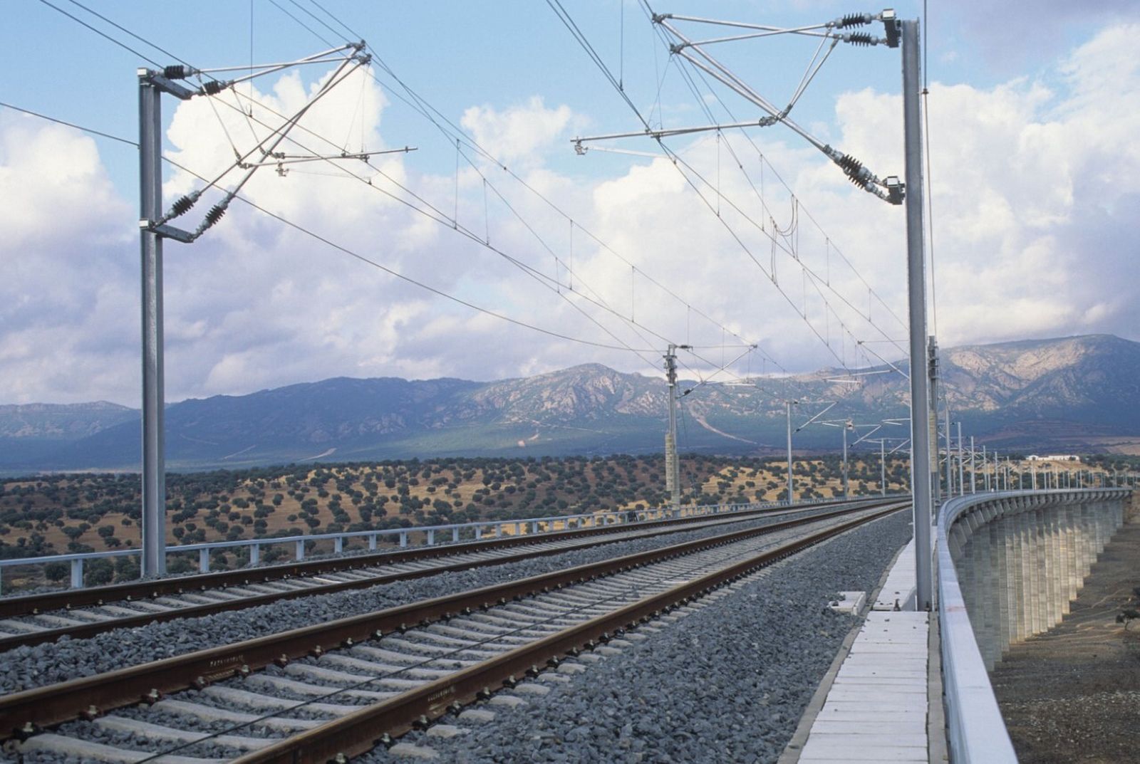 Línea de Alta Velocidad Madrid-Sevilla.