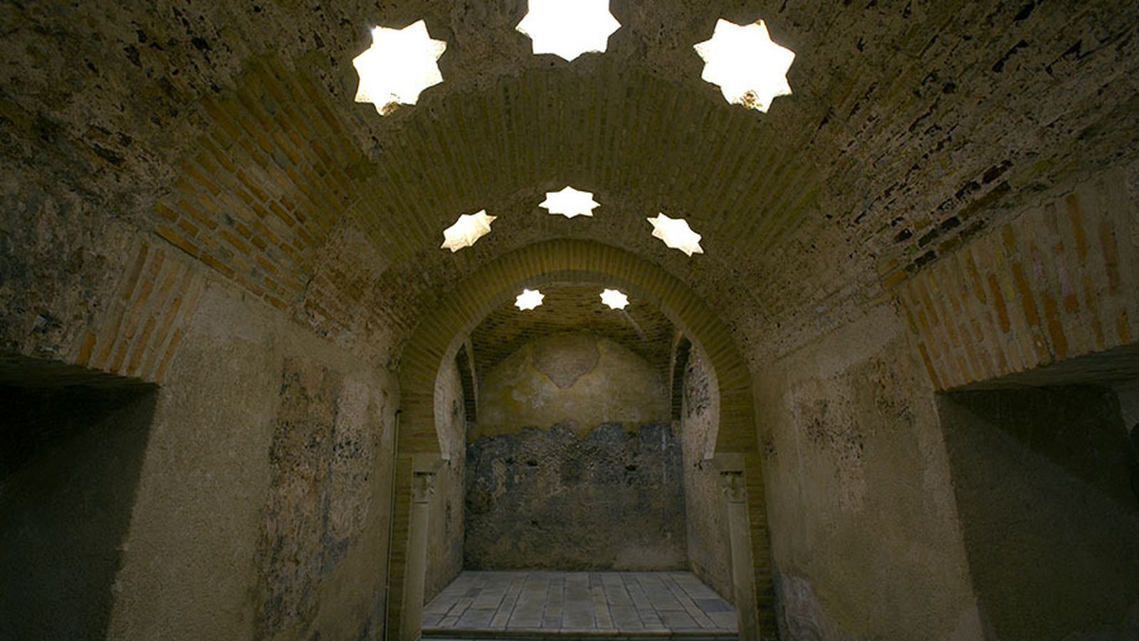 Sala Fría de los Baños Árabes