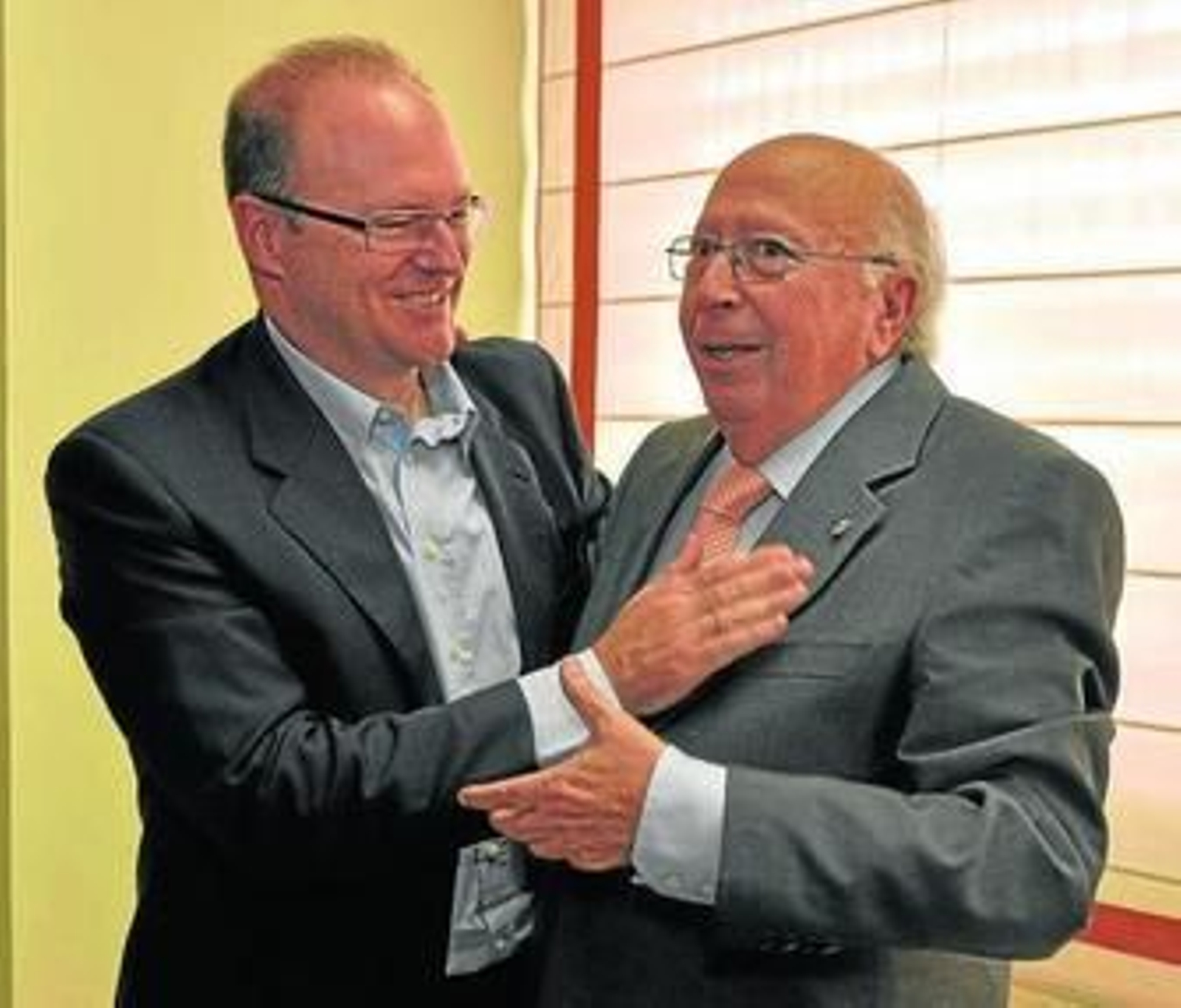 La incertidumbre frena la llegada de las incorporaciones