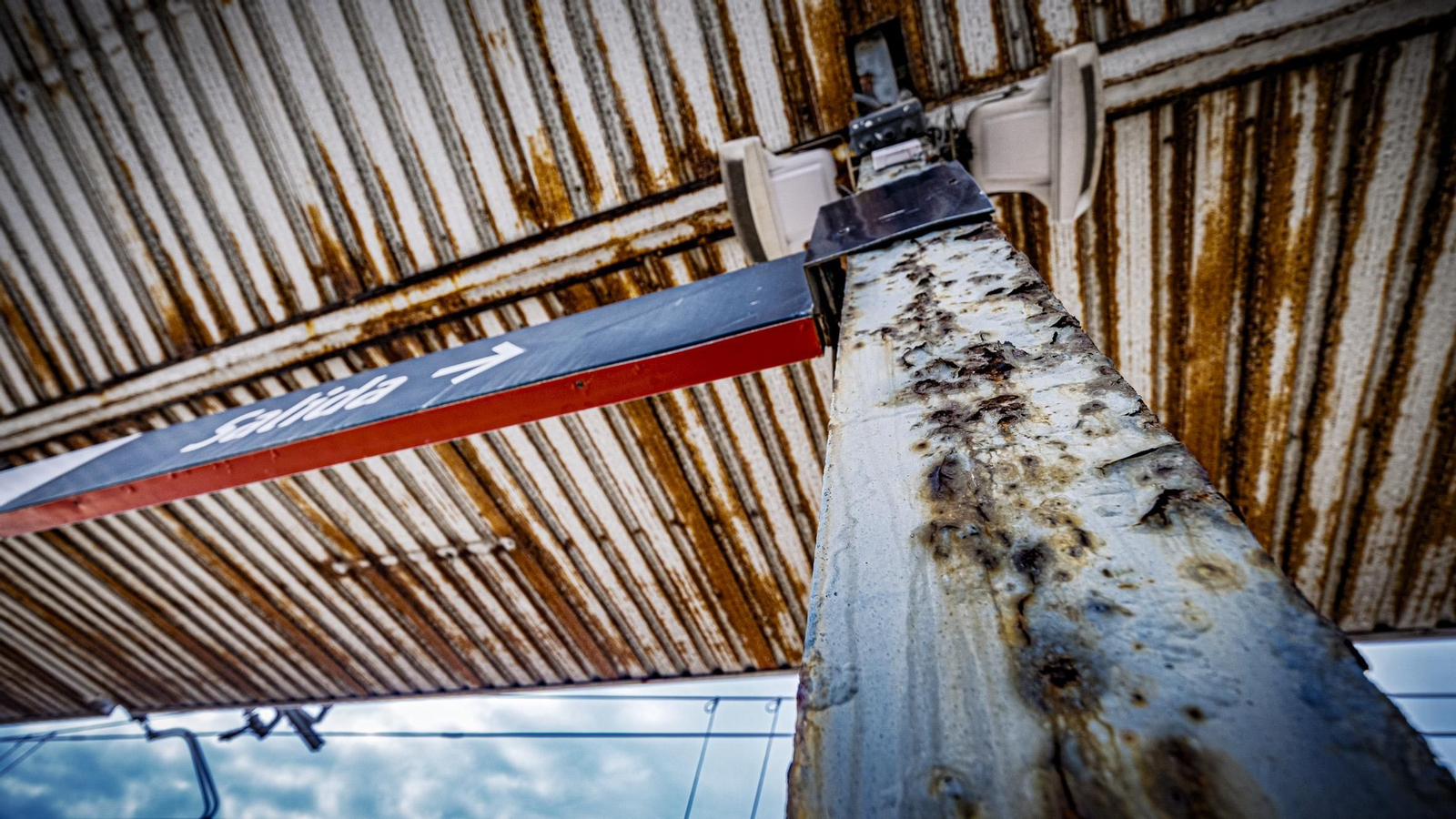 Las imágenes del estado de la estación de trenes en Cortadura