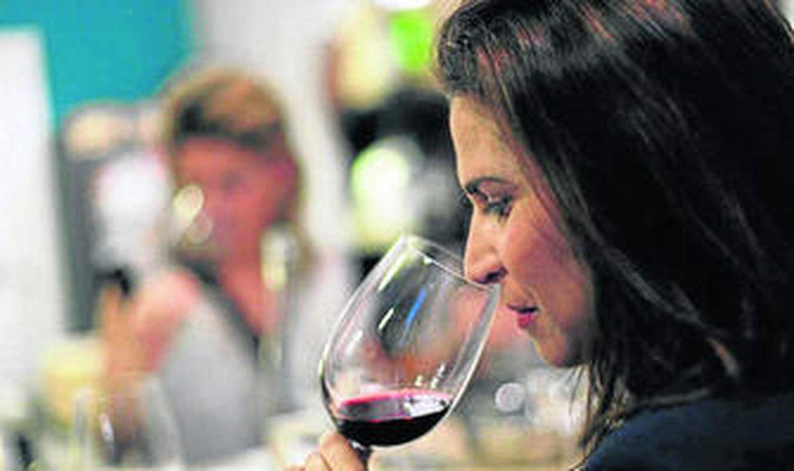 ¿Qué le regalamos a mamá? ¿Por qué no un buen vino?