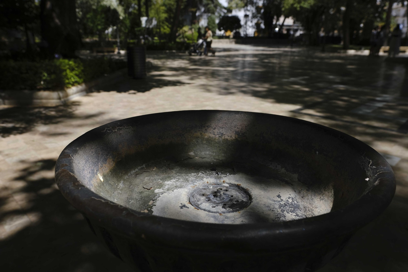 Fuente de la Alameda del Tajo fuera de servicio.