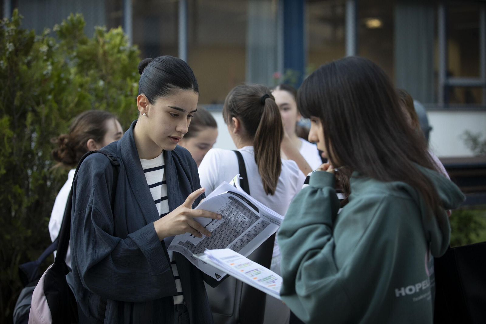 Así está siendo el primer día de Selectividad en Granada