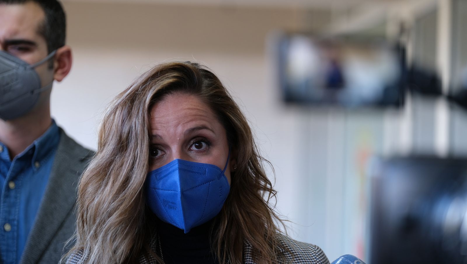 Fotogalería vacunación COVID-19 en el Palacio de los Juegos Mediterráneos. Almería