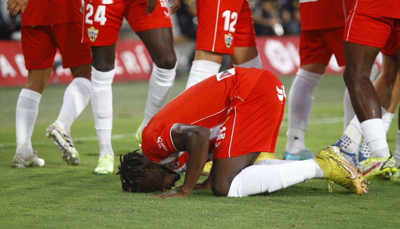 Touré celebra su diana del jueves.