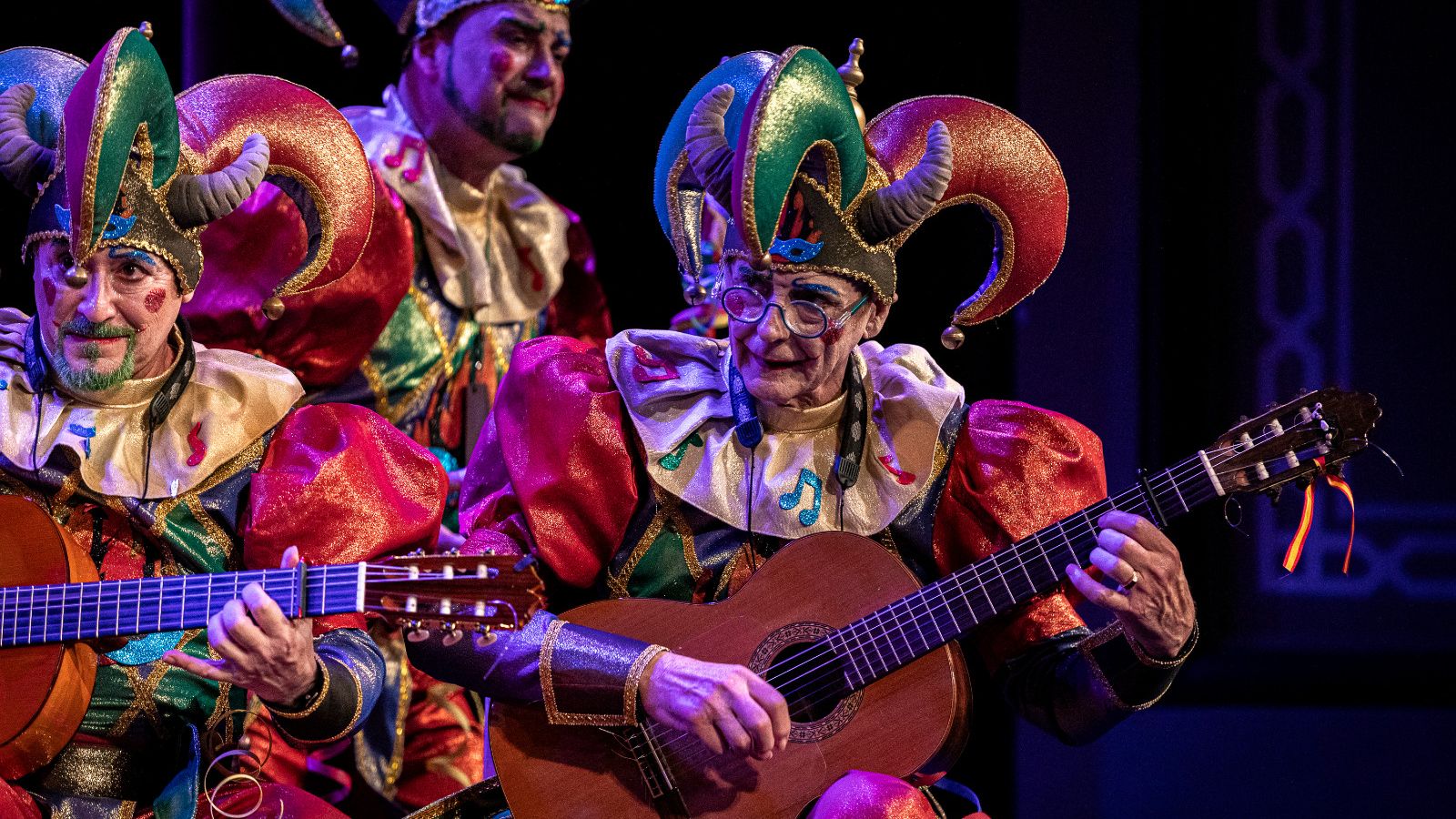 Búscate entre las mejores imágenes de la primera sesión de semifinales del COAC 2025