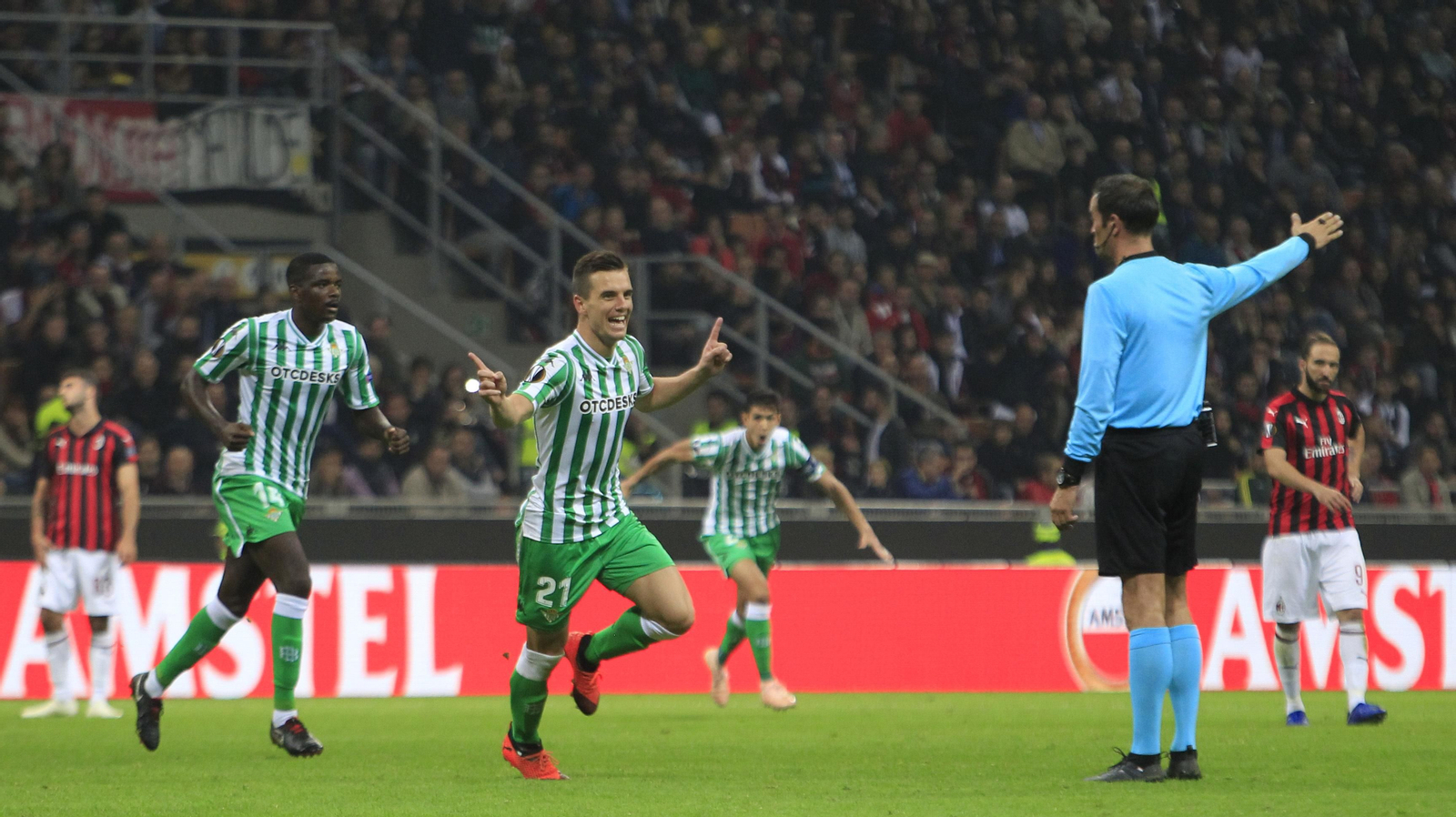 El Milan-Betis, en imágenes