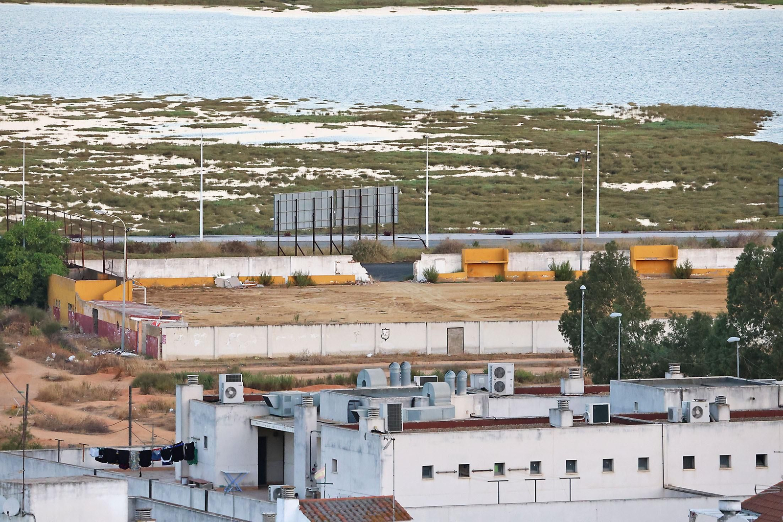 Campo de Futbol de las Colonias Cristóbal Colón