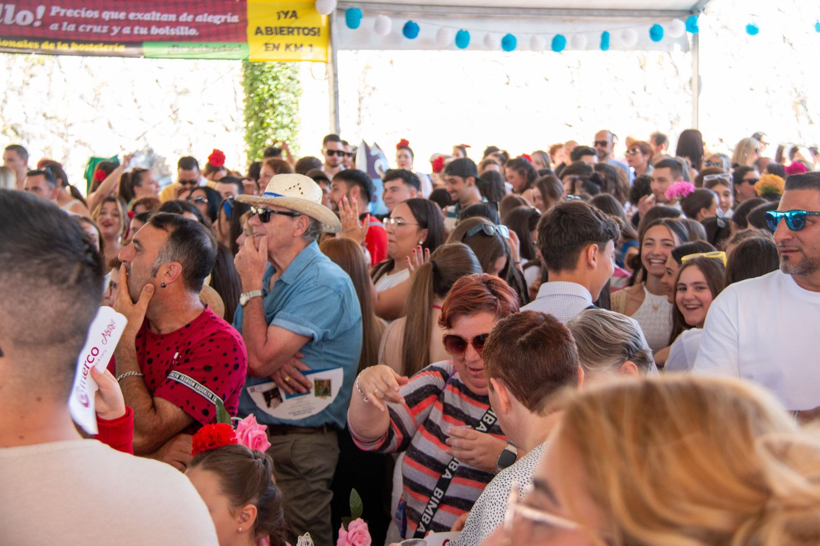 Motril disfruta de las Cruces, en imágenes